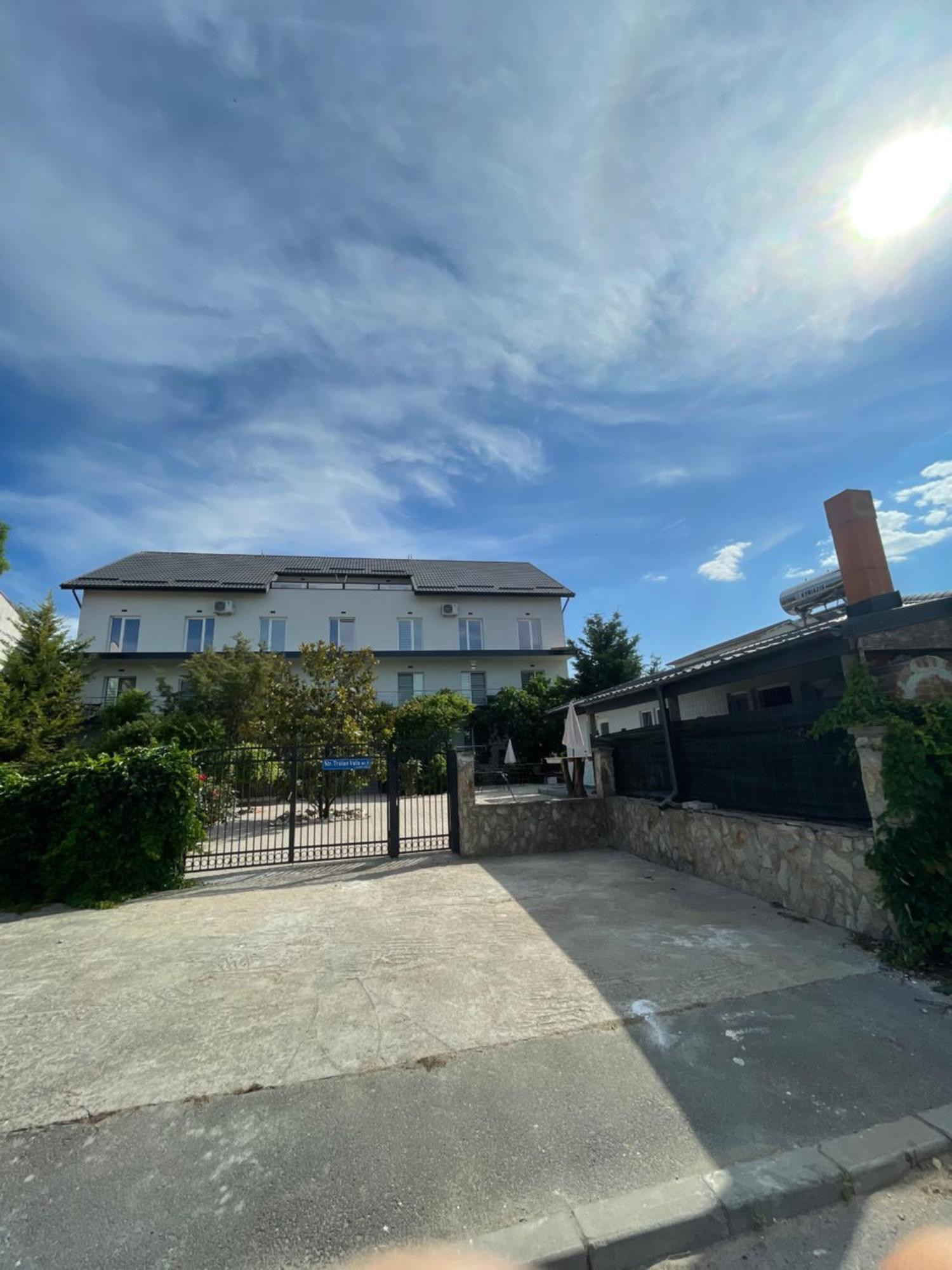Dekor Hotel Costinesti Bagian luar foto